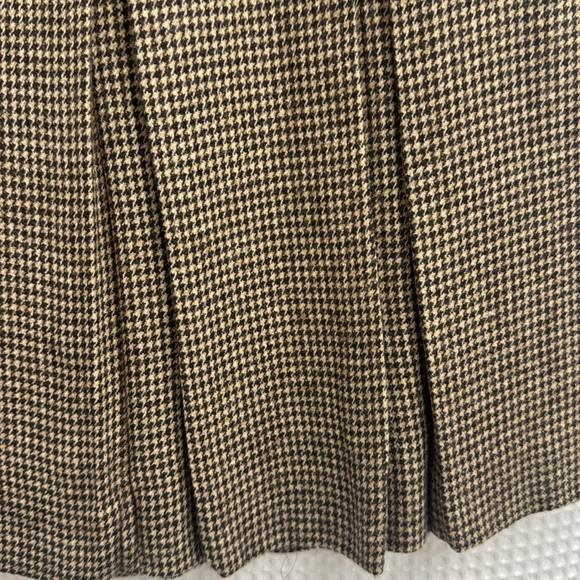 Brooks brothers wool skirt - Picture 2 of 3